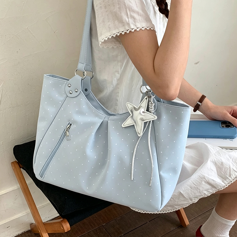 Leather Work Duffle - حقيبة يد كبيرة السعة من الجلد