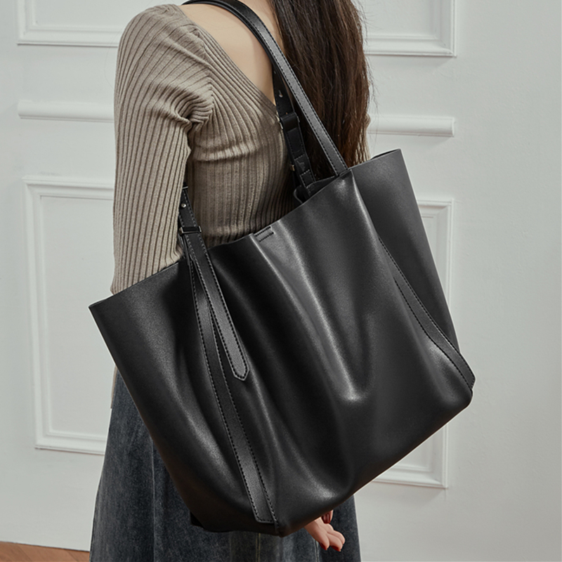 Leather Work Handbags For Women - حقيبة يد كبيرة وناعمة من الجلد